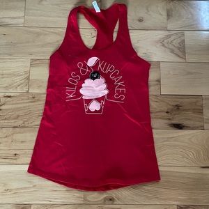 Wodbottom cupcake tank, S